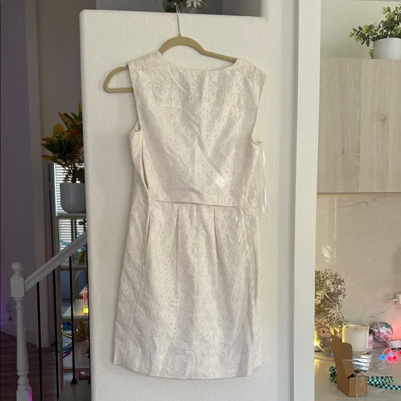 NWT Diane Von furstenberg Elegant White Sleeveless Eyelet Dress - Picture 5 of 6